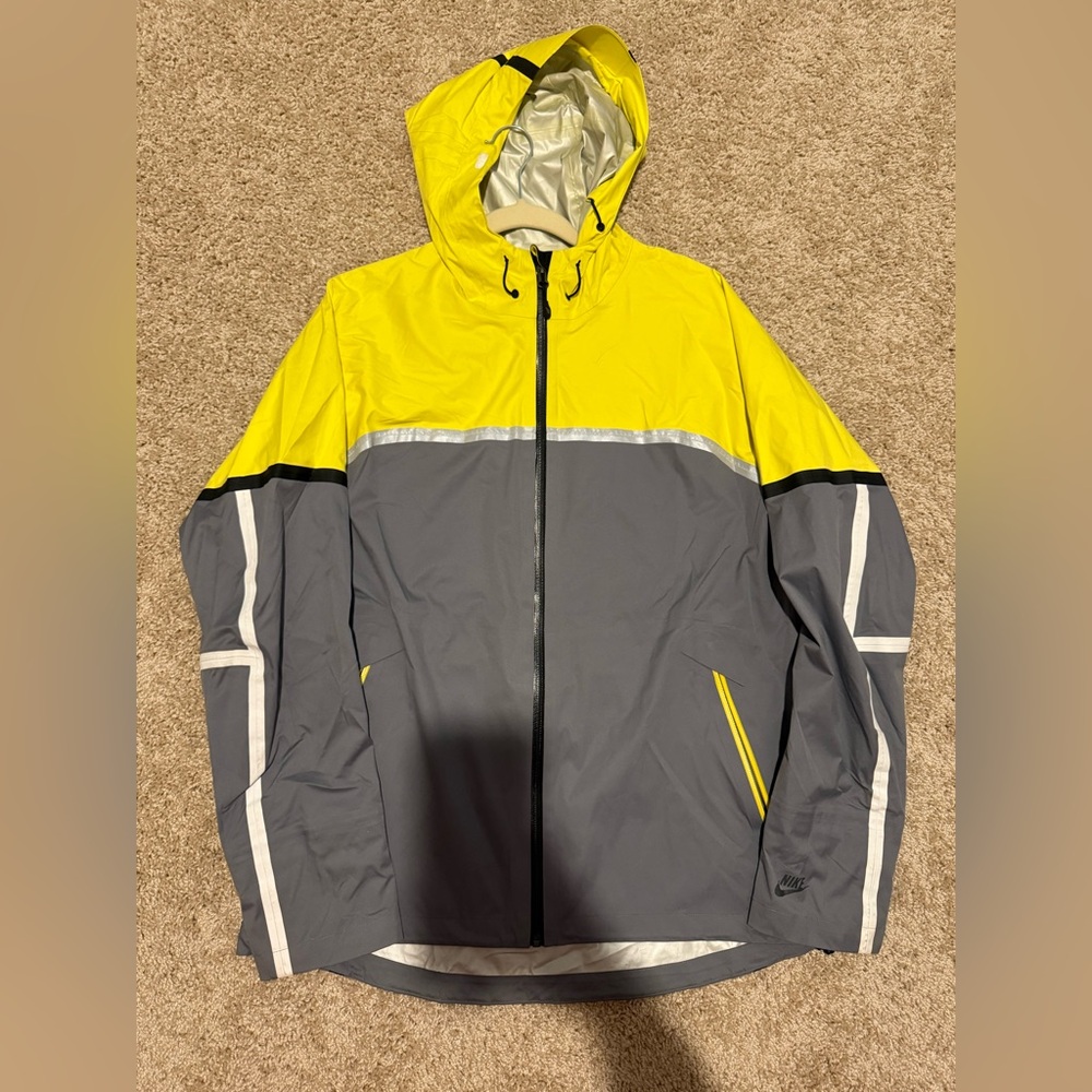 Grey and Yellow Men’s Windbreaker